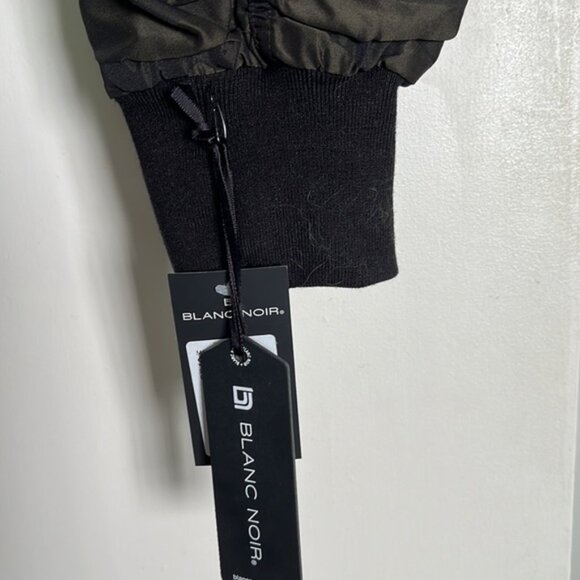 Woman’s jacket, Blanc Noir size, medium camouflage, military green - Picture 3 of 7